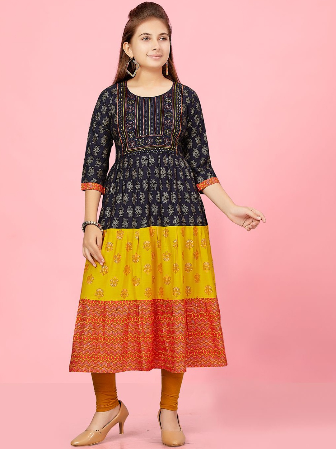 

BAESD Girls Paisley Keyhole Neck Kurta, Navy blue