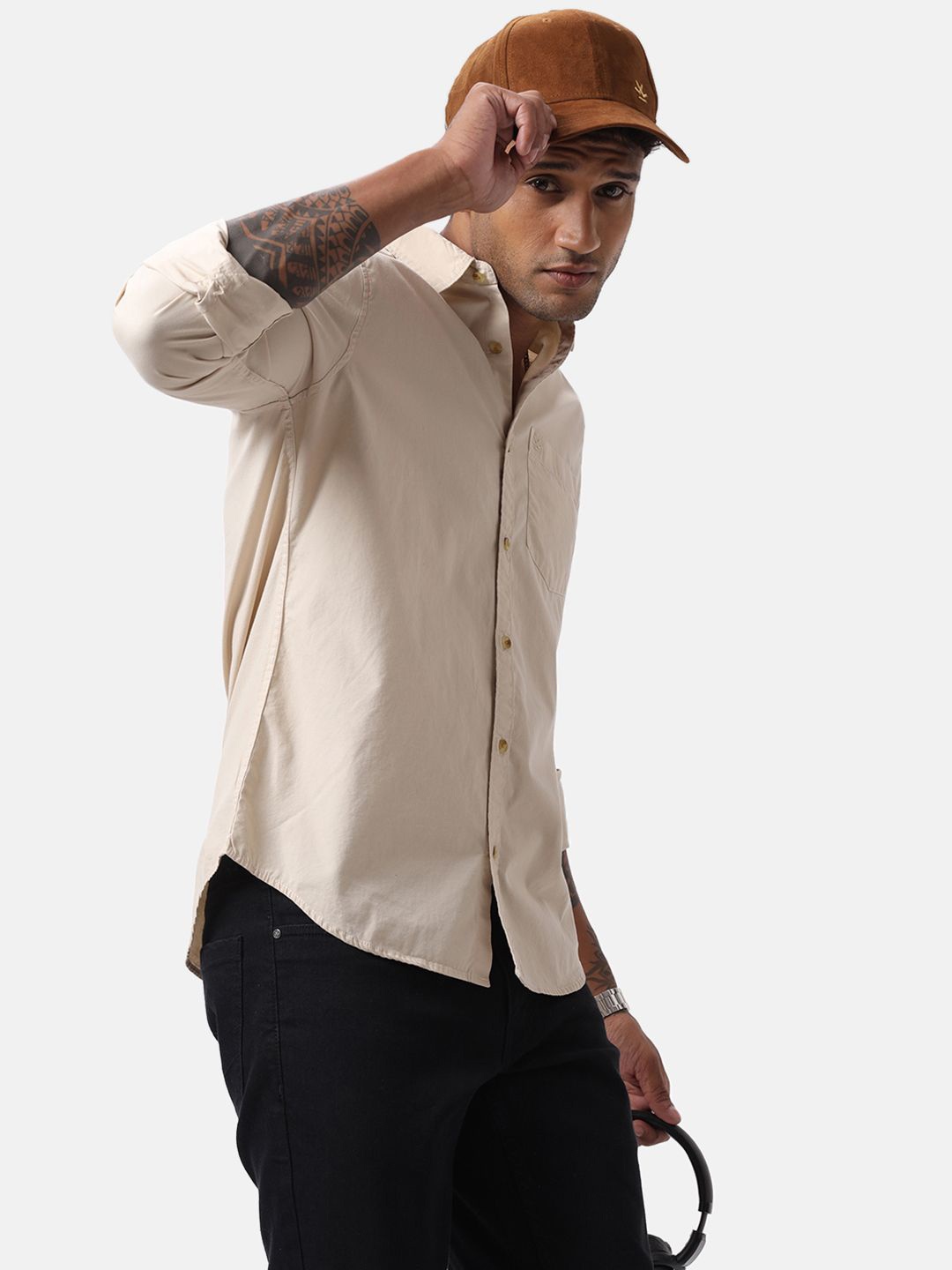 

WROGN Men Custom Spread Collar Solid Cotton Casual Shirt, Beige