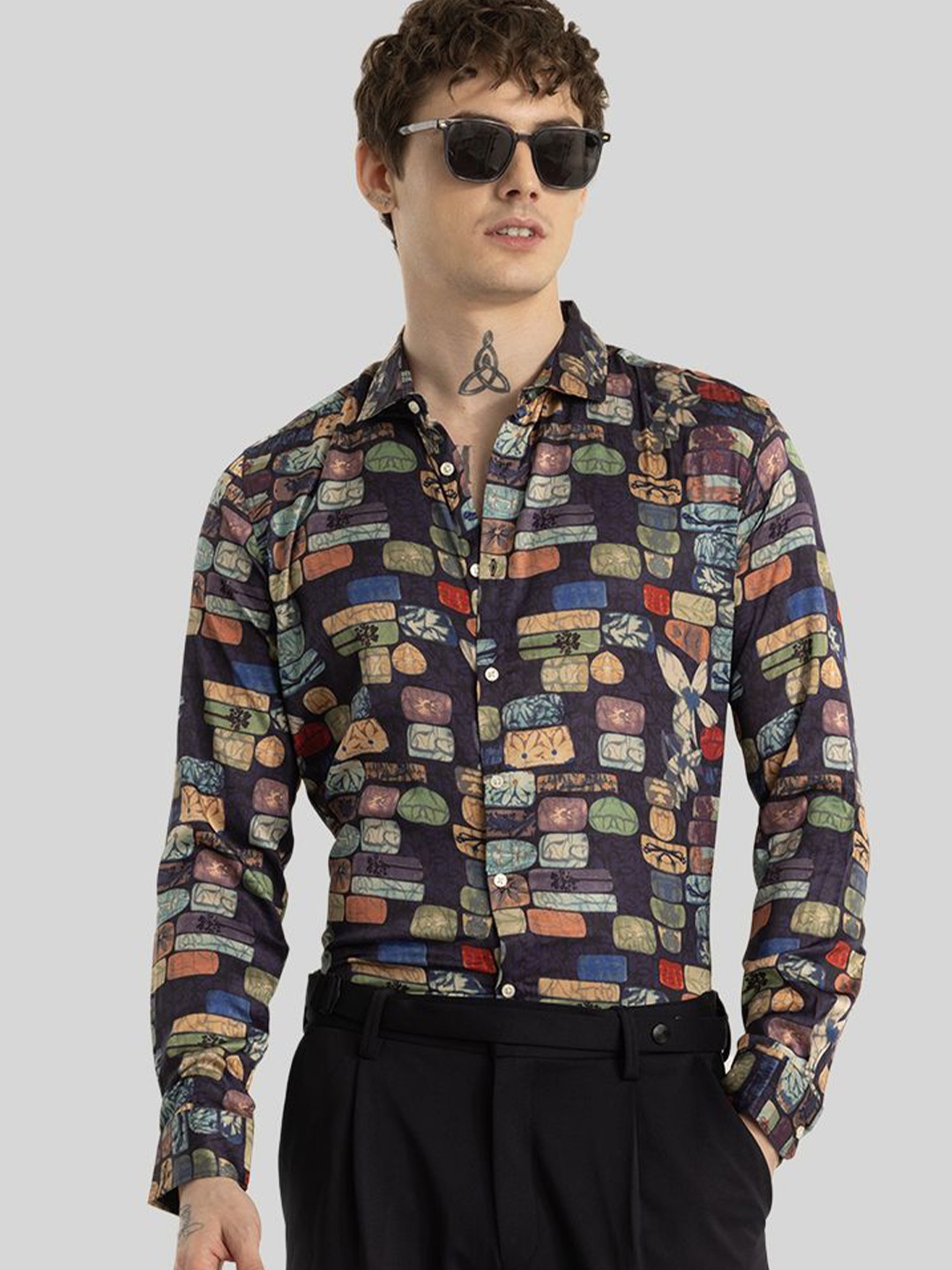 

Snitch Men Smart Slim Fit Opaque Printed Casual Shirt, Black