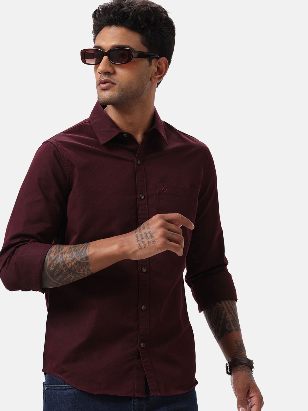 

WROGN Men Custom Spread Collar Solid Cotton Casual Shirt, Maroon