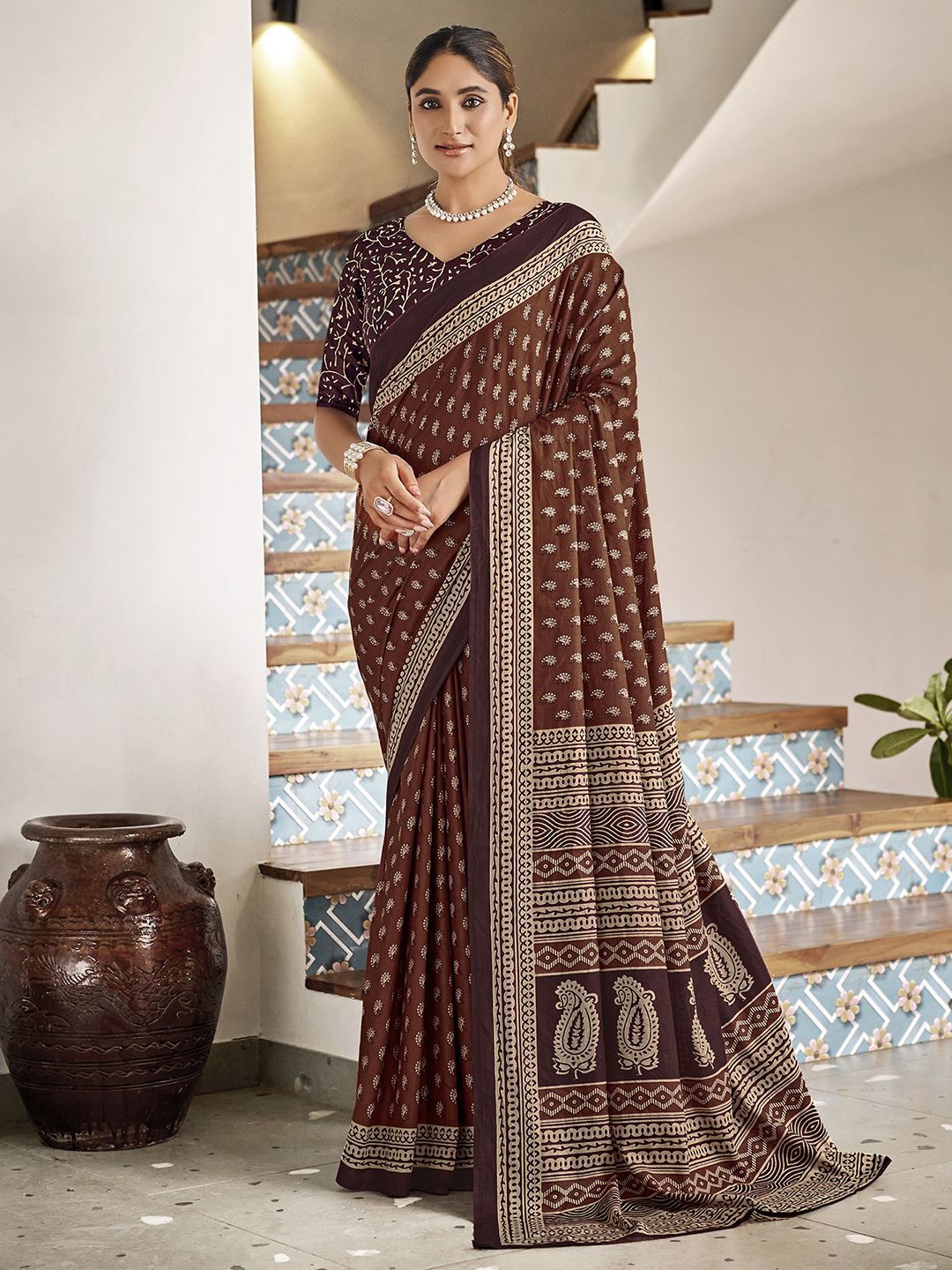 

Mitera Printed Batik Pure Cotton Dabu Saree, Brown