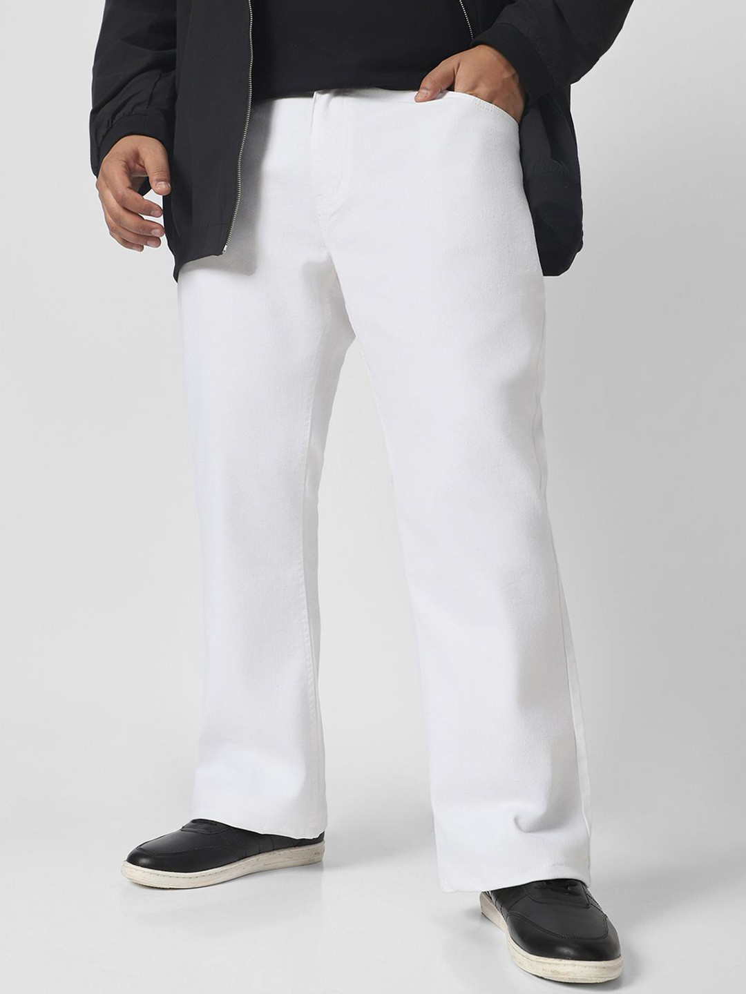 

Urbano Plus Men Bootcut Slash Knee Stretchable Jeans, White