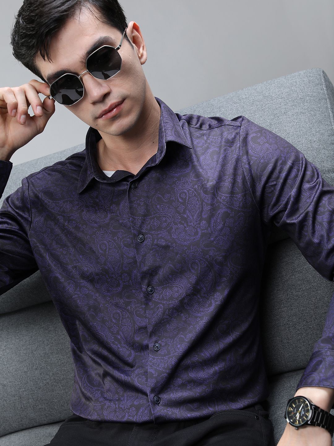 

HIGHLANDER Men Spread Collar Ethnic Motifs Printed Slim Fit Casual Shirt, Purple