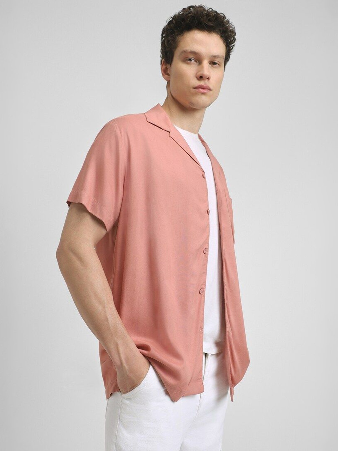 

FOREVER 21 Men Cuban Collar Solid Casual Shirt, Peach