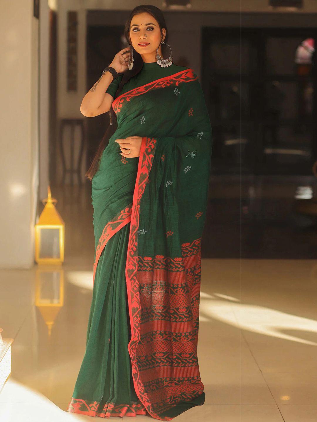 

KALINI Ethnic Motifs Woven Design Pure Cotton Saree, Green