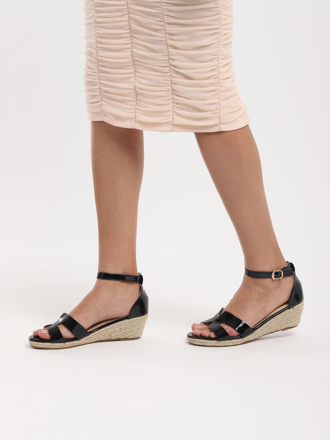 

Truffle Collection PU Wedge Sandals, Black