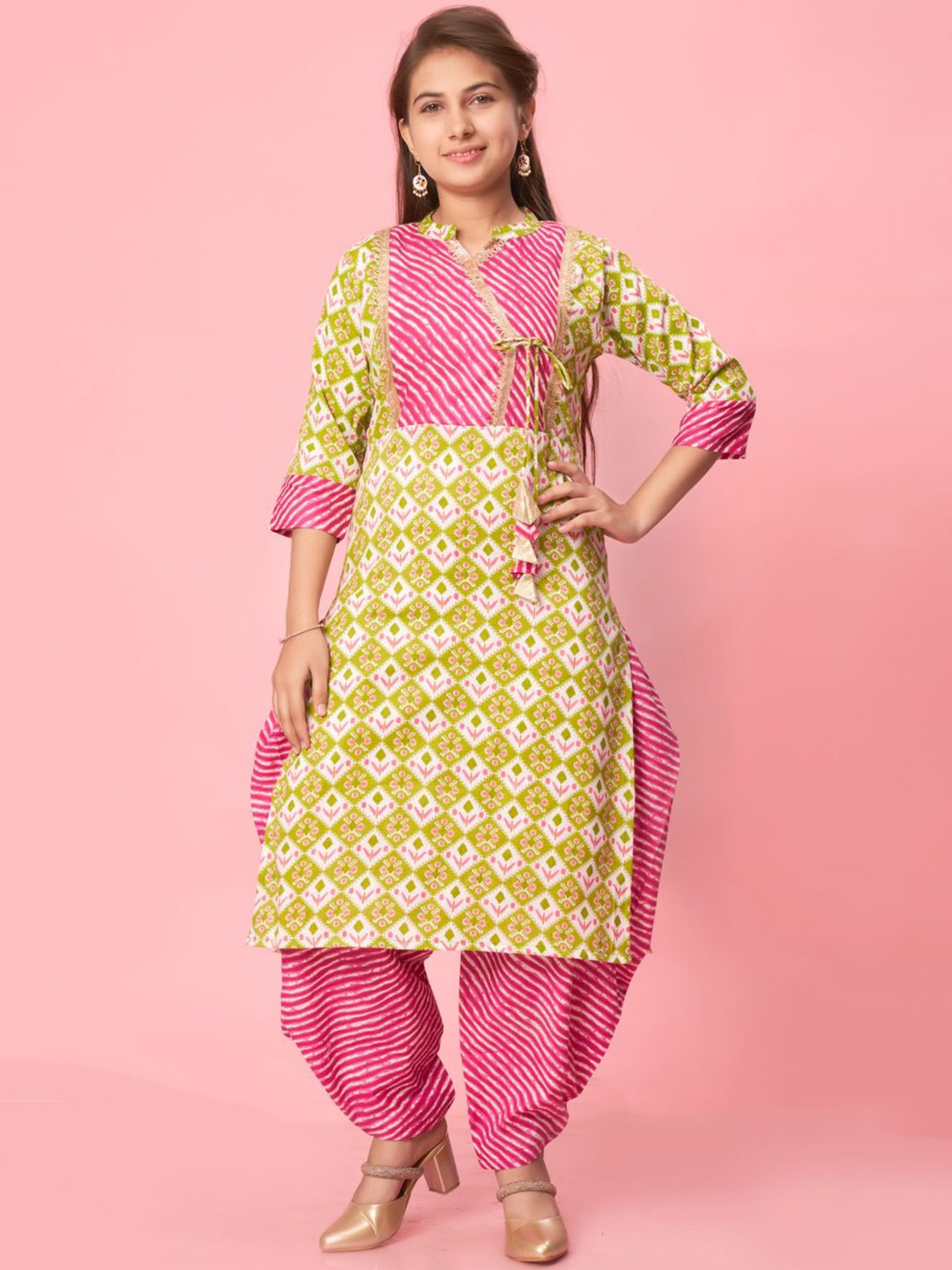 

BAESD Girls Ethnic Motifs Printed Angrakha Gotta Patti Pure Cotton Kurta with Patiala, Green