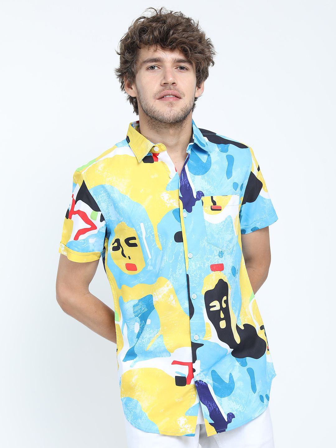 

HIGHLANDER Men Spread Collar Abstract Printed Slim Fit Casual Shirt, White