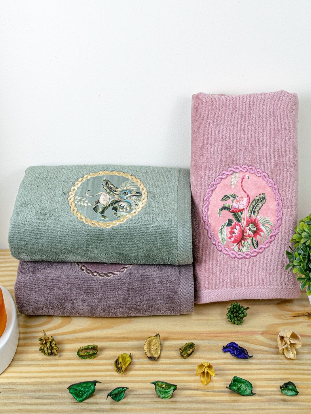 

RANGOLI Pure Cotton Hand Towels, Green