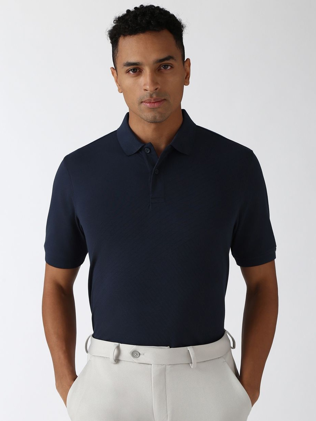 

Peter England Men Mandarin Collar Monochrome Pockets T-shirt, Navy blue