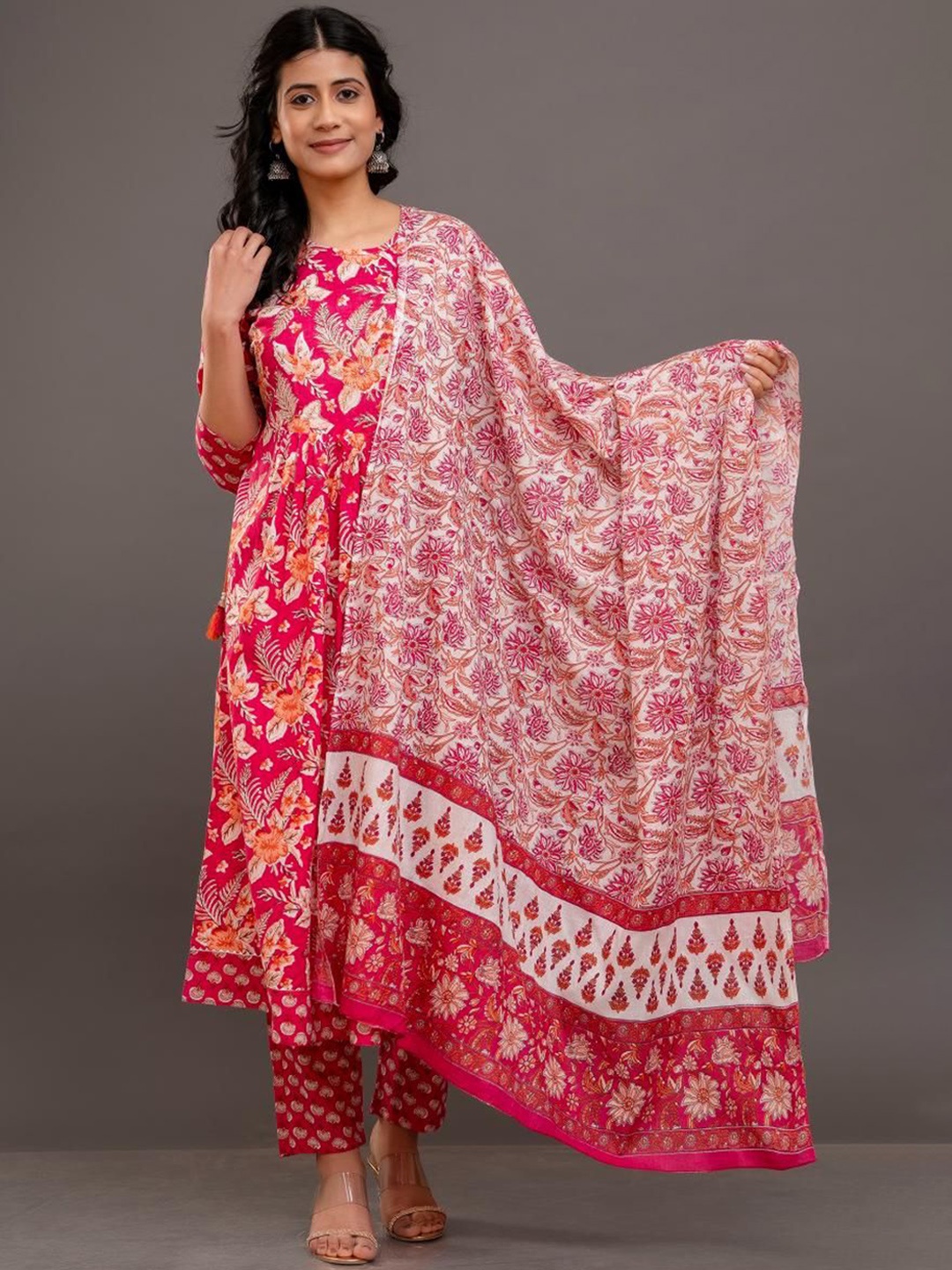 

Jasoriya Women Floral Printed Regular Pure Cotton Kurta with Trousers & With Dupatta, Pink