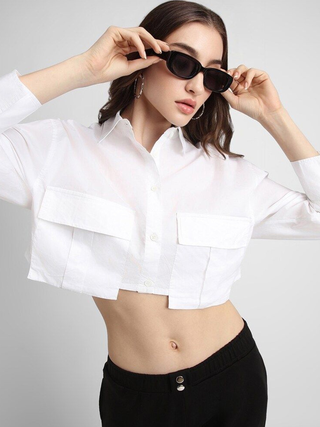 

FOREVER 21 Women Spread Collar Solid Cotton Casual Shirt, White