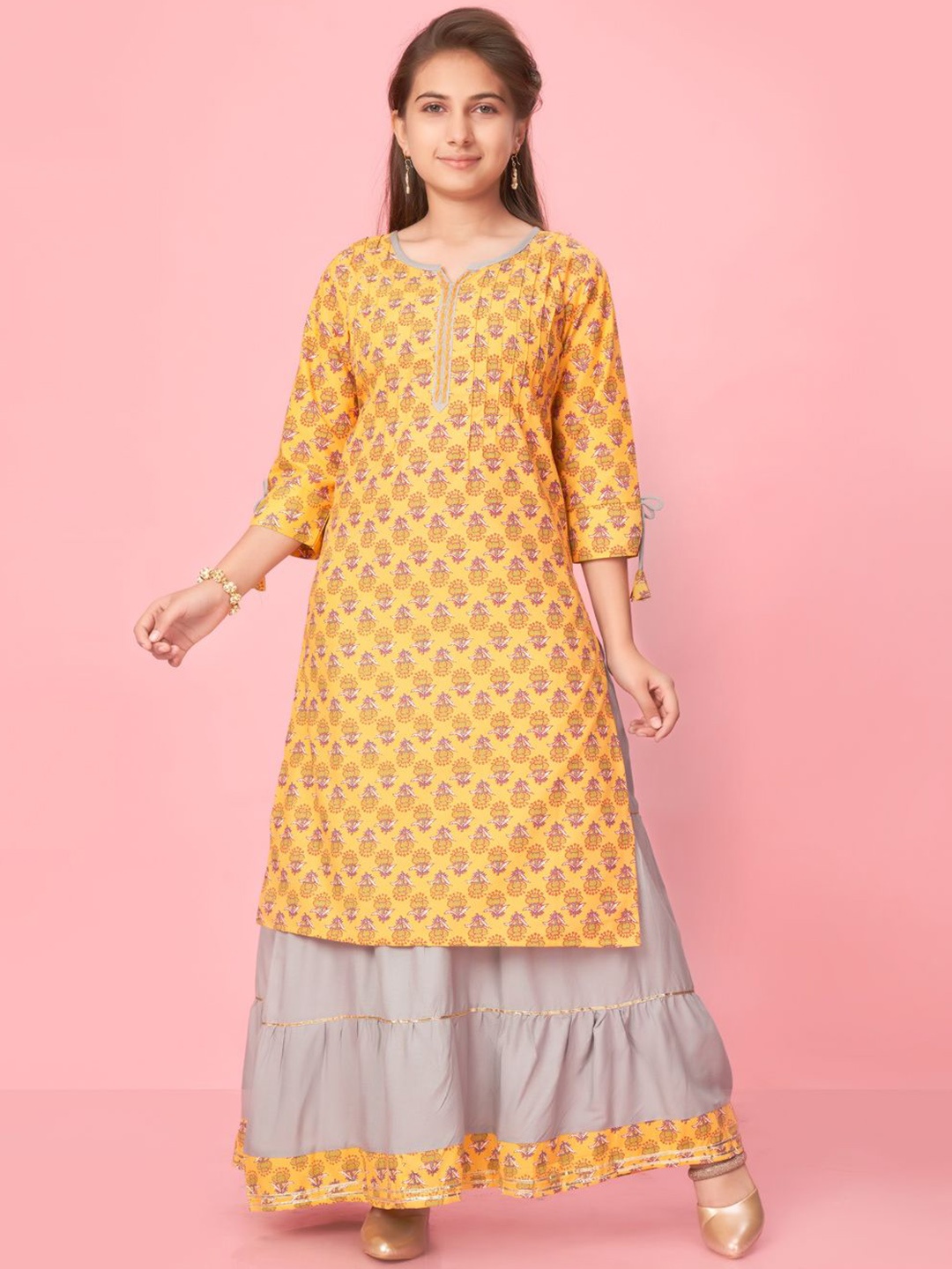 

BAESD Girls Floral Printed Regular Pure Cotton Kurta with Skirt, Yellow