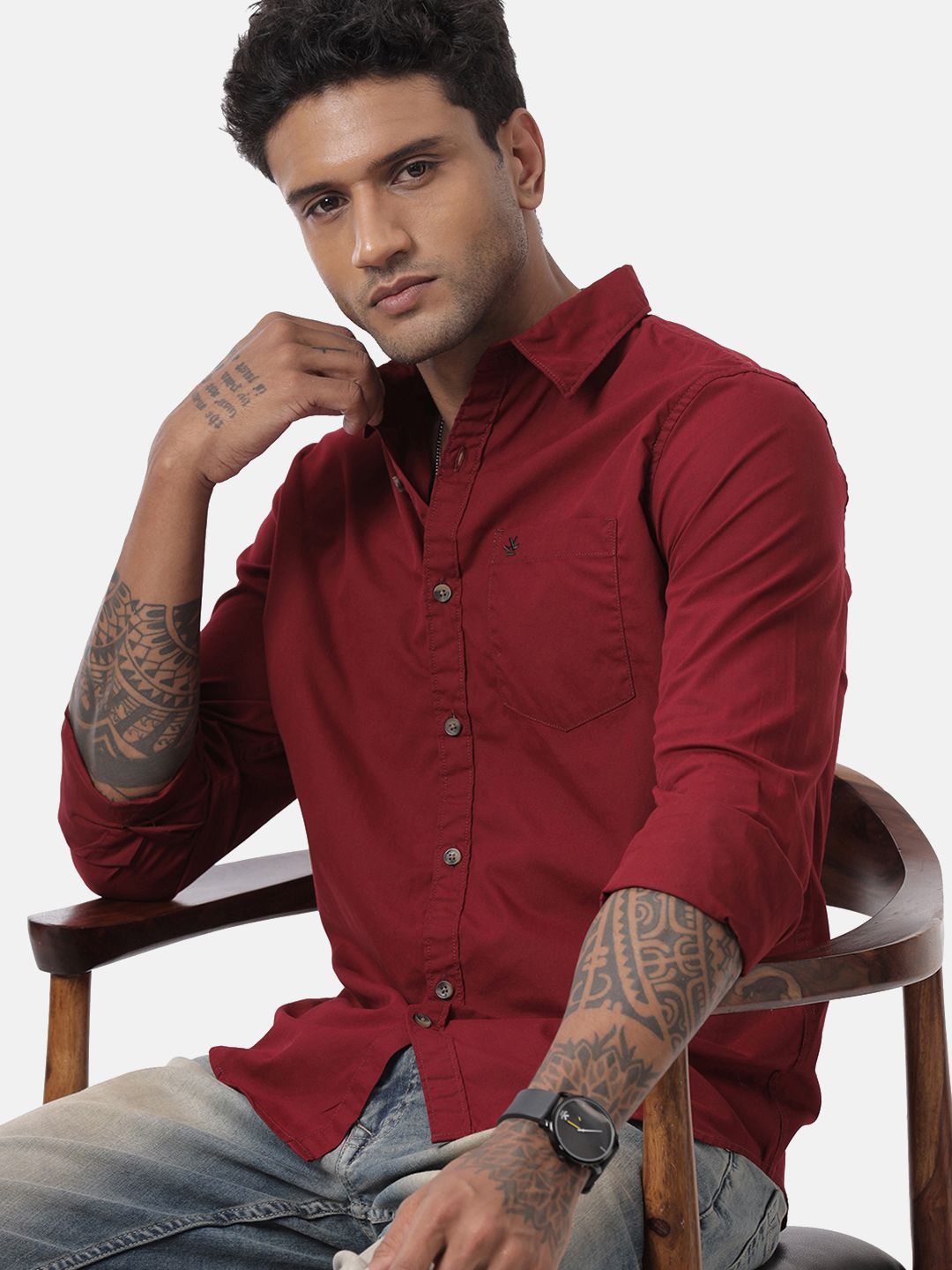 

WROGN Men Custom Spread Collar Solid Cotton Casual Shirt, Maroon