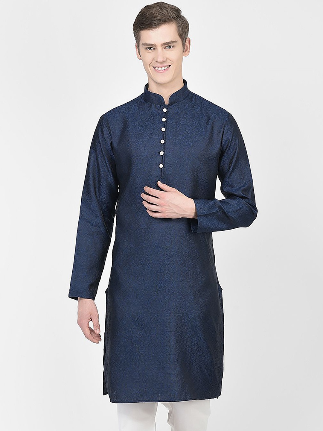 

SG LEMAN Men Thread Work Jacquard Kurta, Navy blue