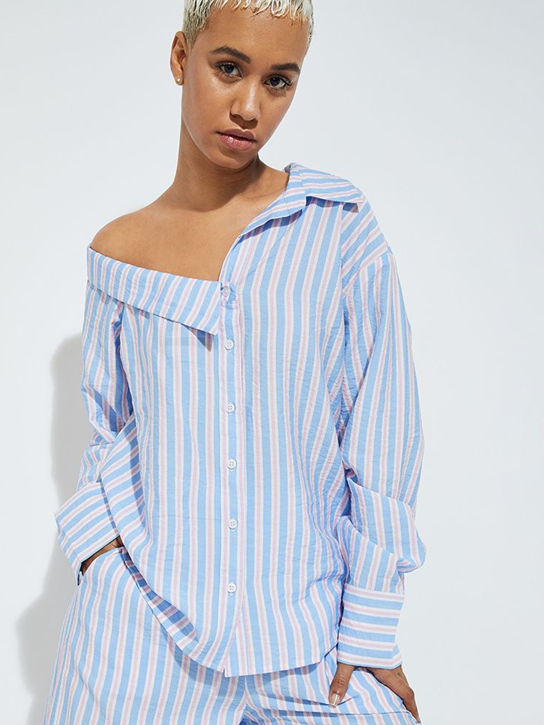 

max URB_N Women Striped Asymmetric Shirt, Blue