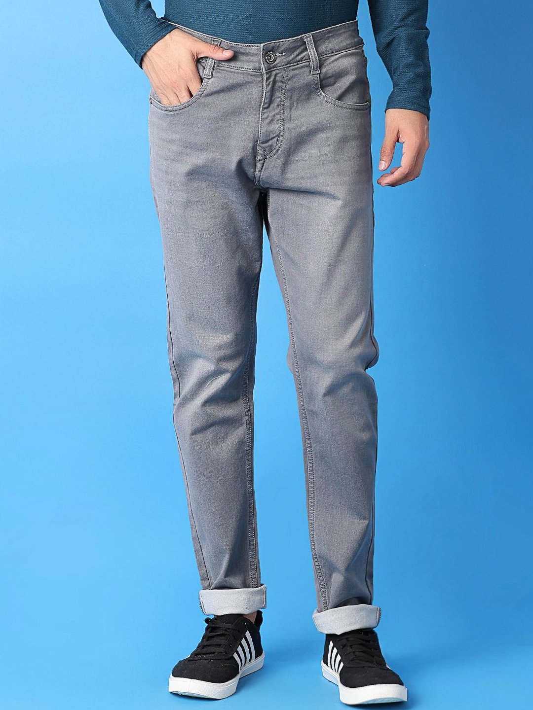 

V-Mart Men Slim Fit Low Distress Jeans, Grey