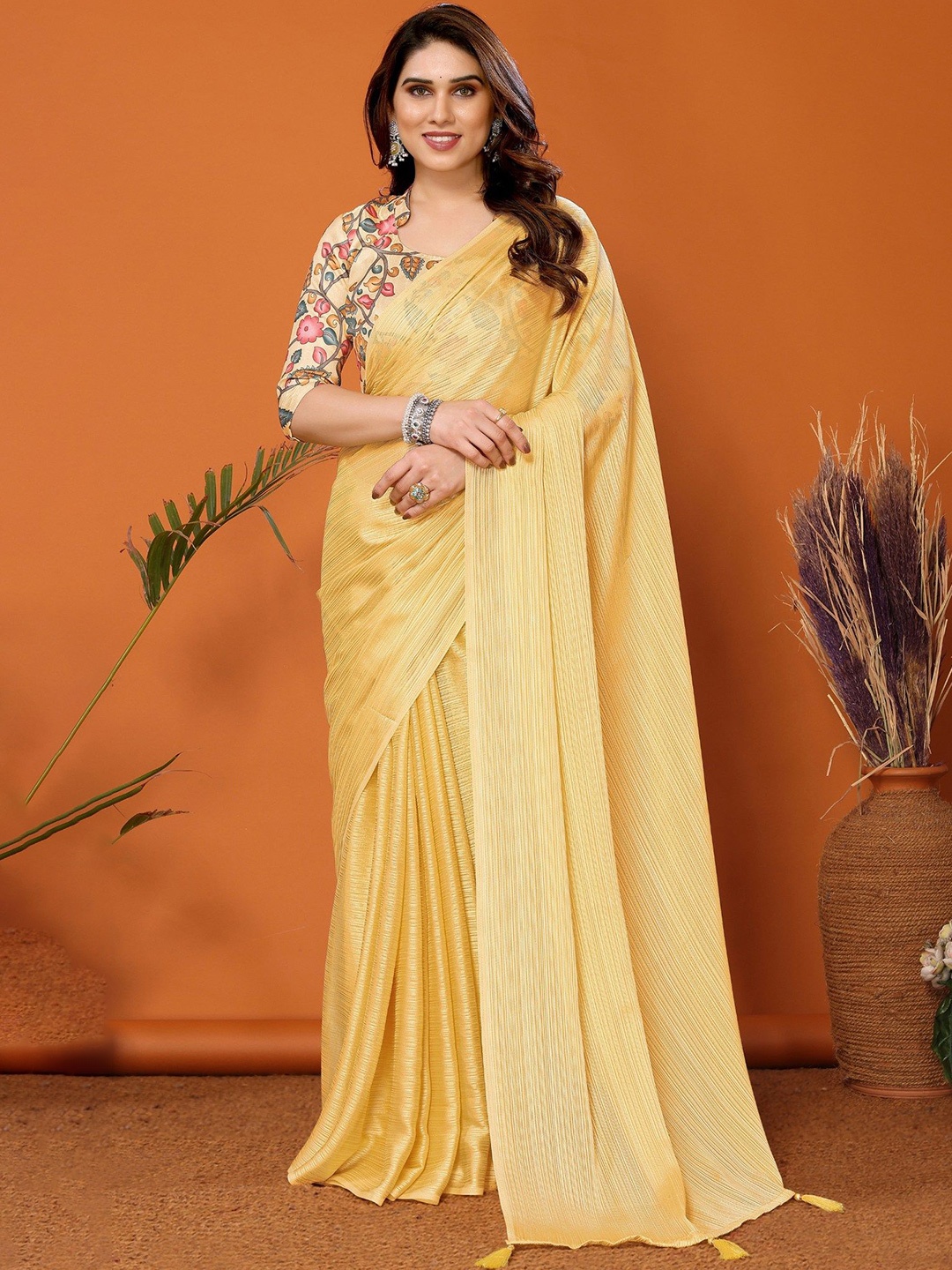 

MySilkLove Striped Silk Blend Saree, Yellow