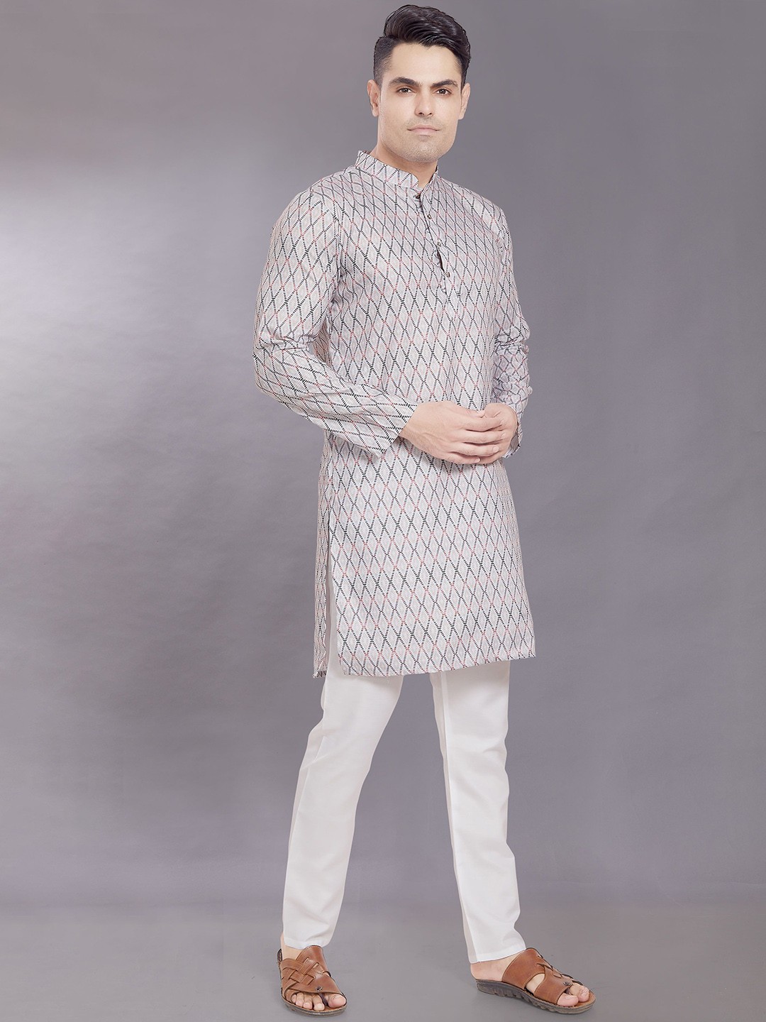 

DIVISIVE Men Geometric Thread Work Kurta, Multi
