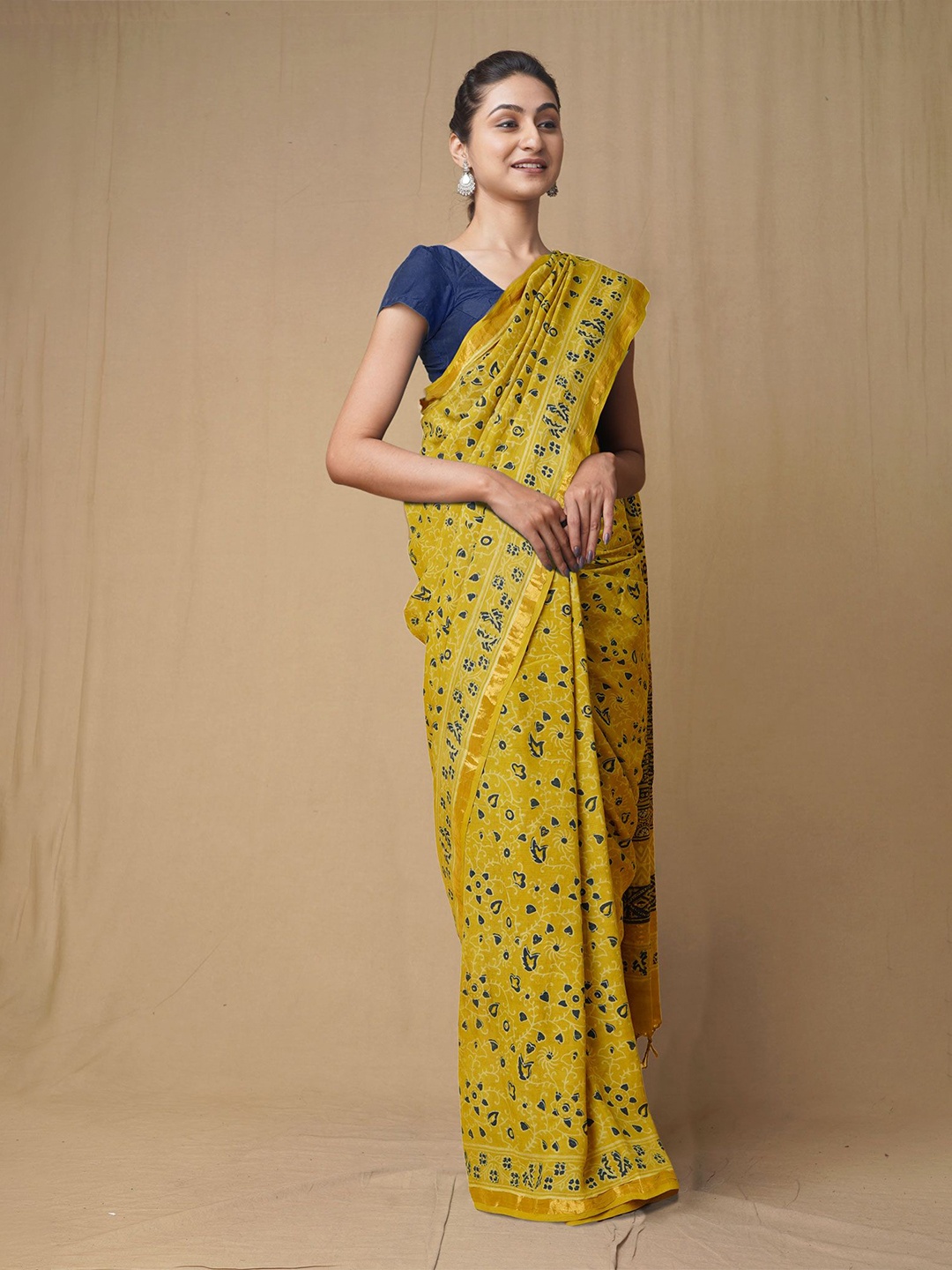 

Unnati Silks Ajrak Block Zari Art Silk Handloom Chanderi Saree, Yellow