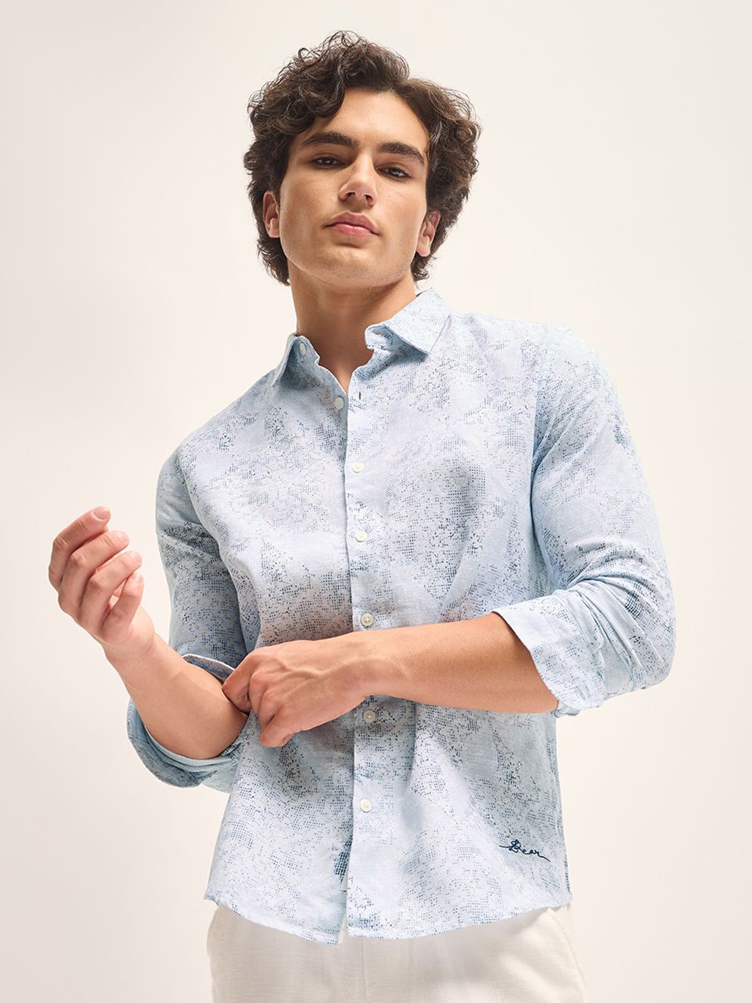 

THE BEAR HOUSE Men Slim Fit Floral Opaque Printed Casual Shirt, Blue