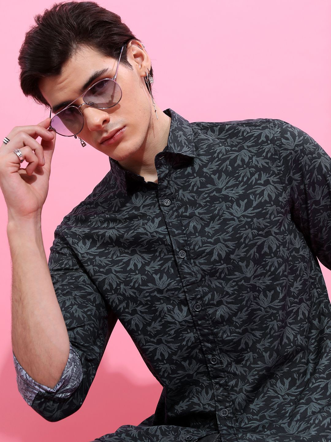

HIGHLANDER Men Spread Collar Floral Printed Cotton Slim Fit Casual Shirt, Green
