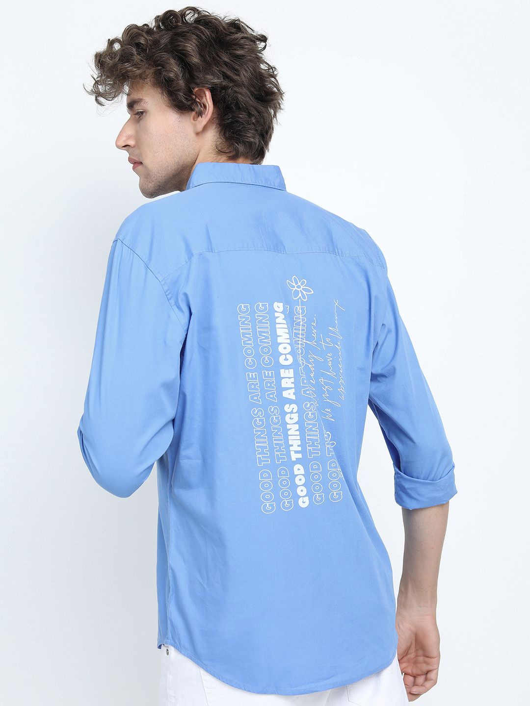 

HIGHLANDER Men Spread Collar Typography Printed Cotton Slim Fit Casual Shirt, Blue