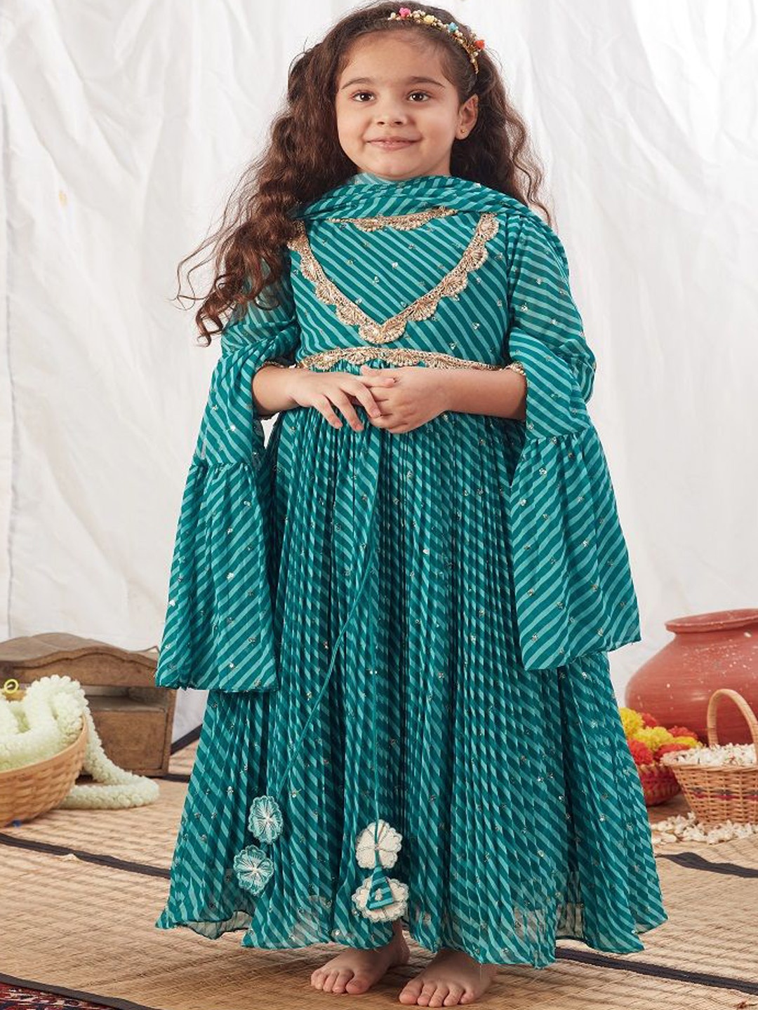 

Vivedkids Girls Leheriya Printed Gotta Patti Anarkali Kurta With Trousers & Dupatta, Blue