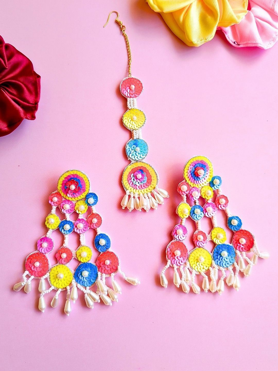 

Sangria Pink Gold-Plated Floral Beaded Boho Jewellery Set