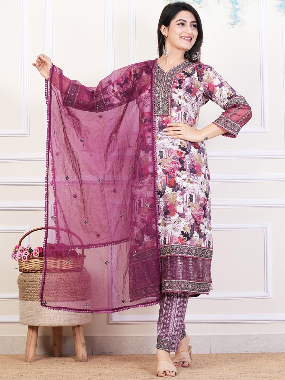 

JAFFRY EMBROIDERY Women Printed Regular Sequinned Kurta with Trousers & With Dupatta, Pink