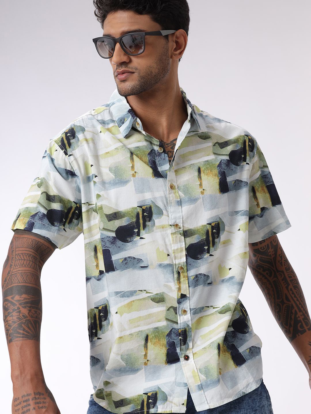 

WROGN Men Custom Spread Collar Abstract Printed Cotton Casual Shirt, Green