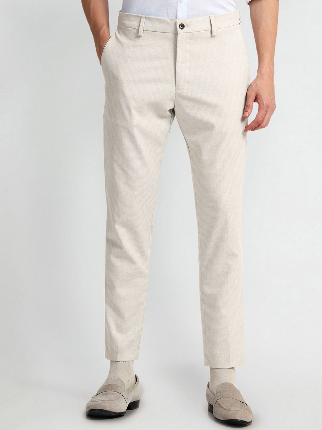 

Arrow New York Men Tapered Fit Trousers, Beige