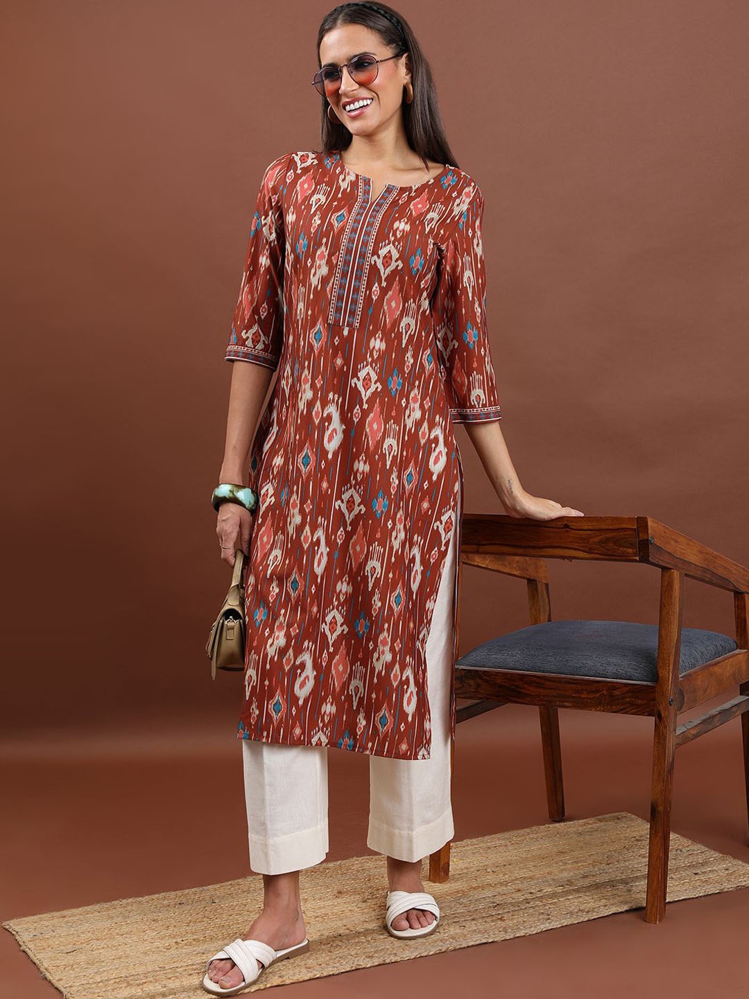 

Vishudh Women Ethnic Motifs Printed Kurta, Brown
