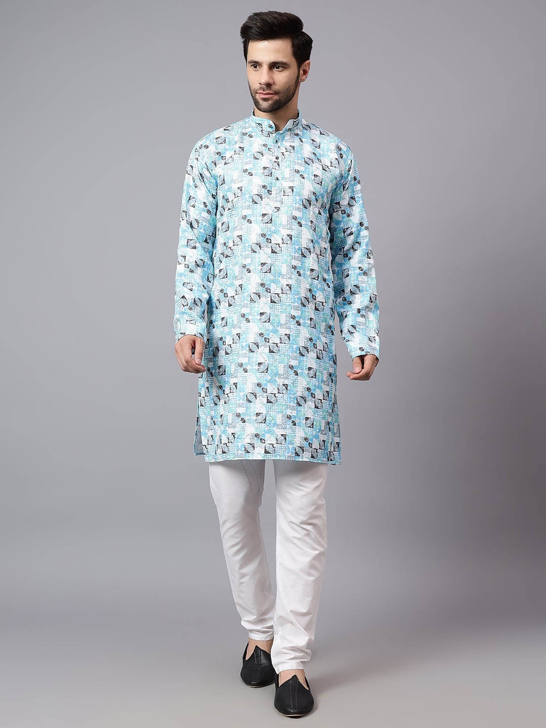 

Yugnik Men Regular Thread Work Kurta with Pyjamas, Blue