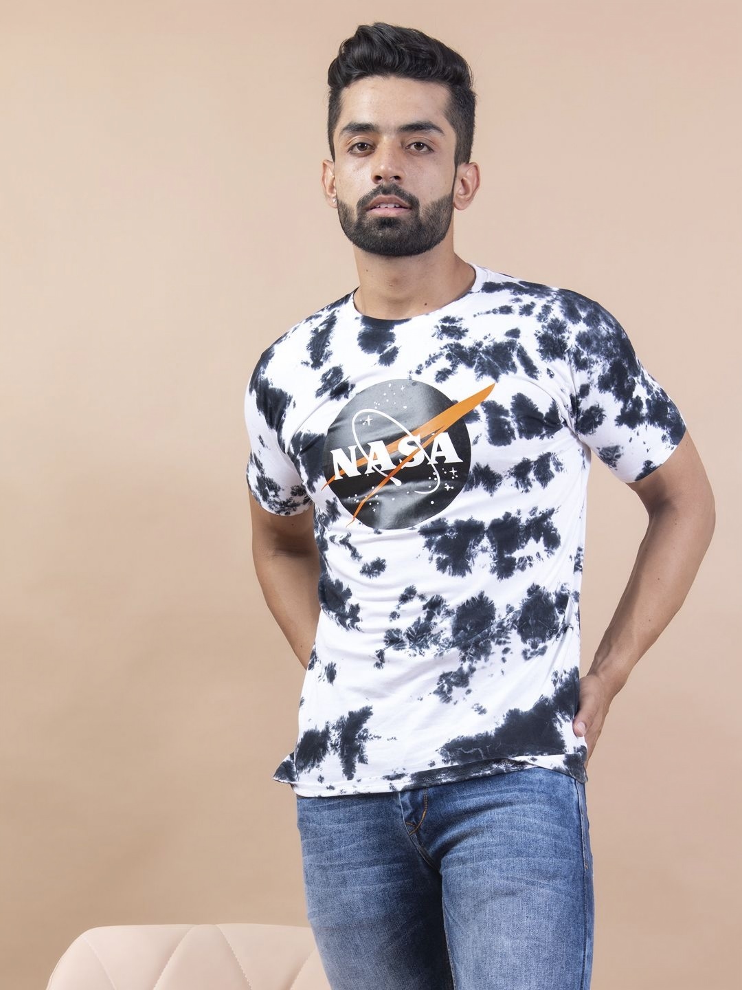

Tistabene Men Dyed Pockets T-shirt, Black