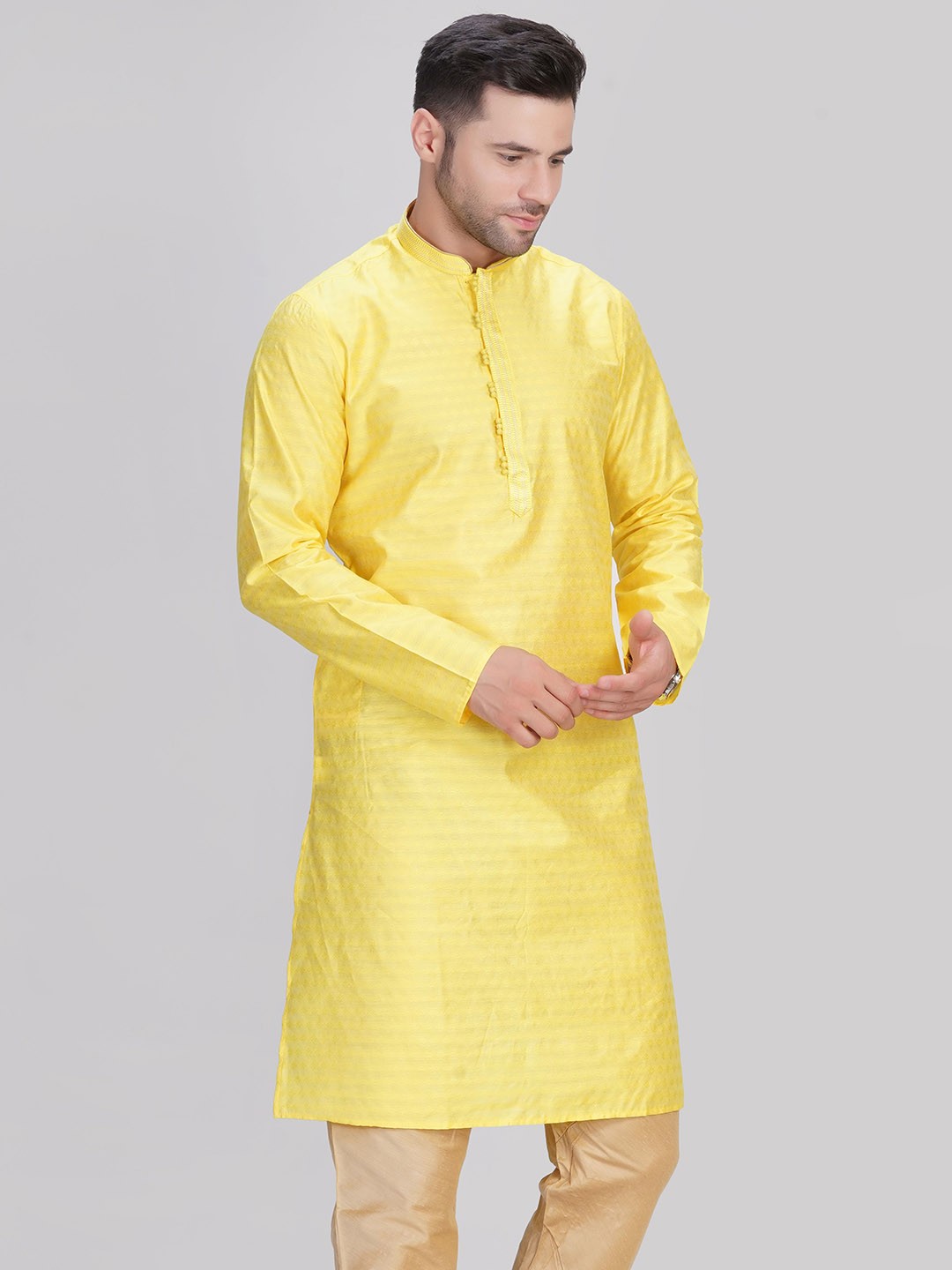

LA'SCOOT Men Floral Regular Pure Cotton Kurta with Trousers, Yellow