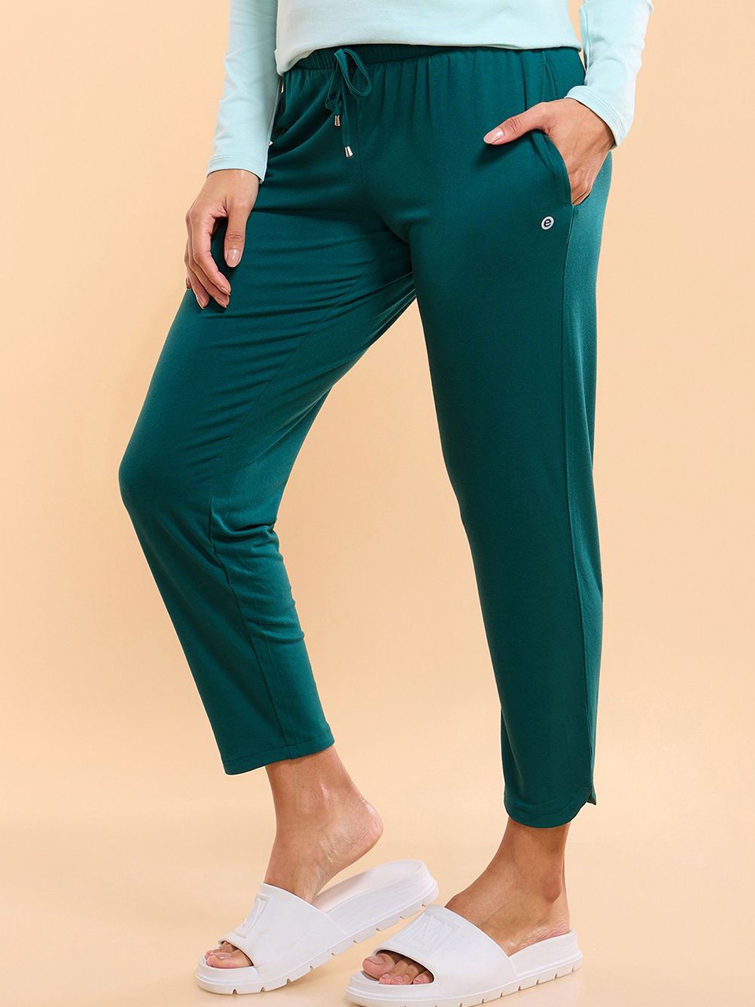 

Enamor Essentials Mid Rise Relaxed fit Ankle-Length Lounge Pants - E048, Green