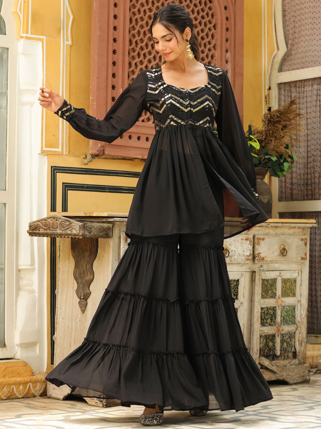 

Janasya Geometric Embroidered Sweetheart Neck Sequinned Georgette Kurta with Sharara, Black