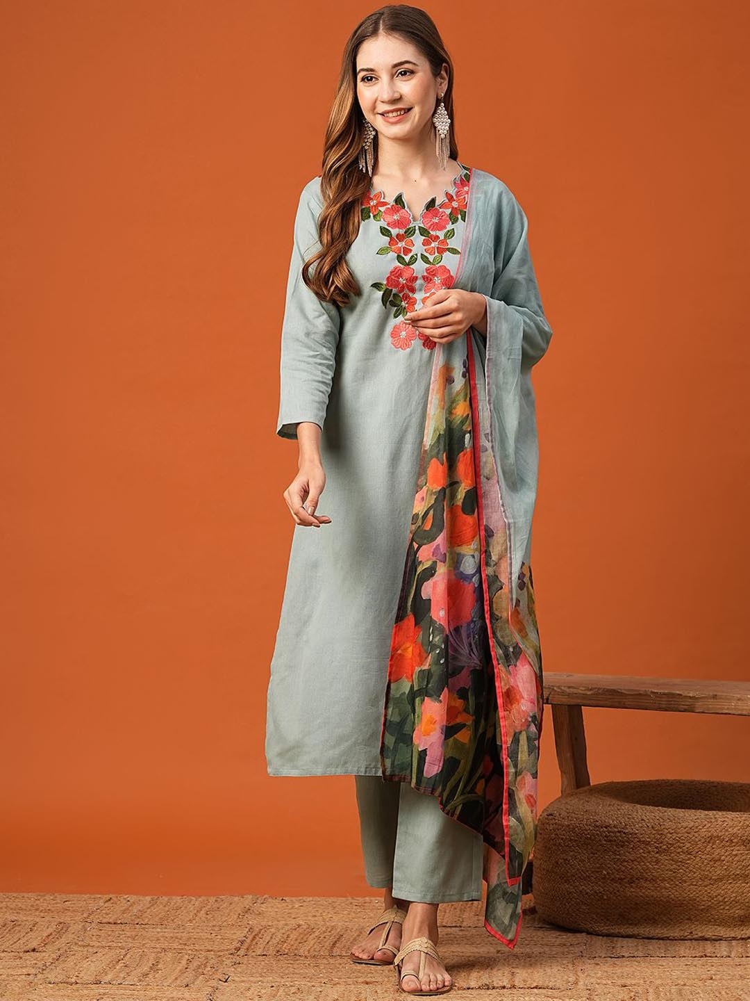 

FASHOR Women Floral Embroidered Regular Thread Work Pure Cotton Kurta with Trousers & With Dupatta, Blue