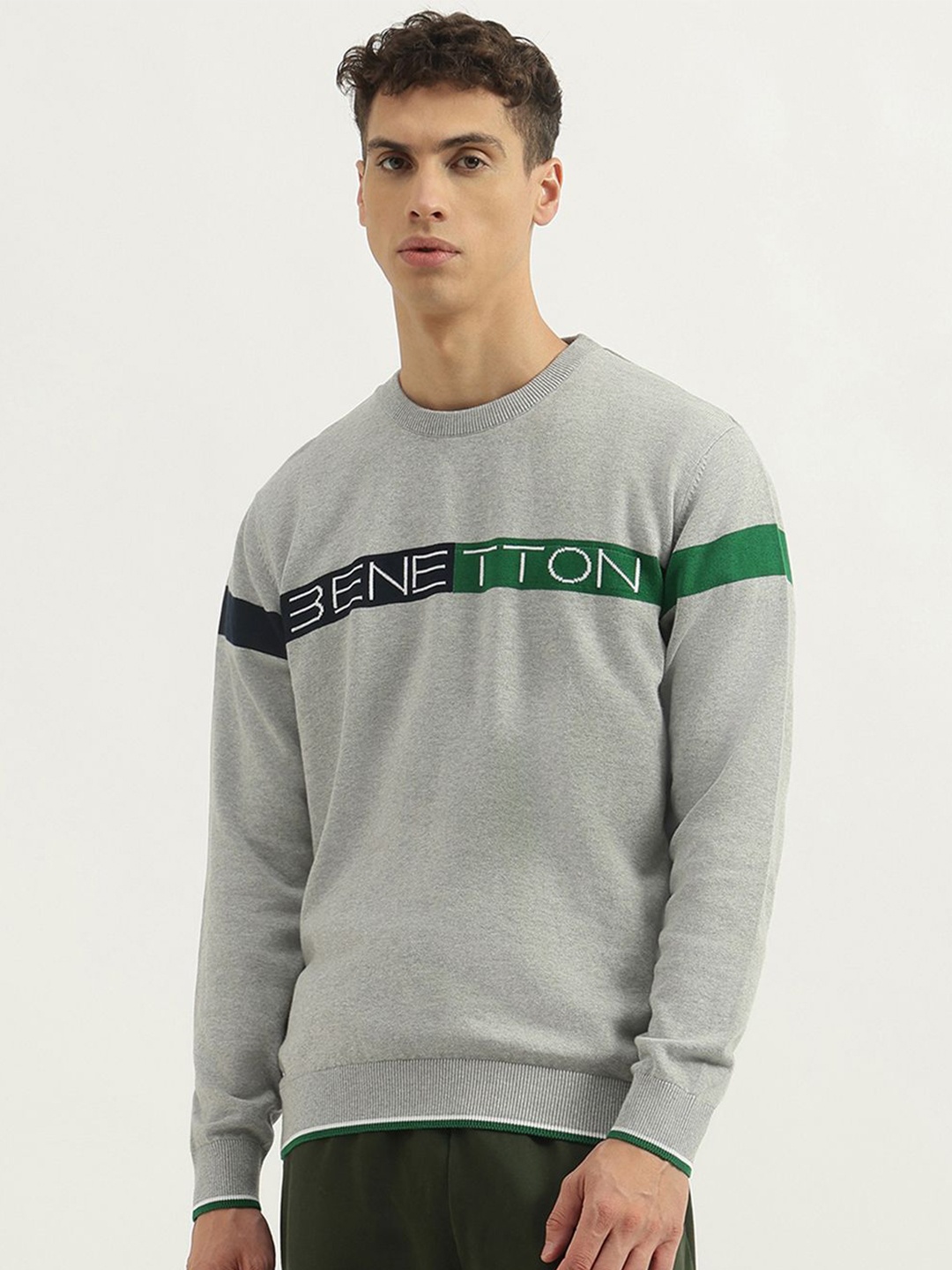 

United Colors of Benetton Men Typography Printed Round Neck Sweatshirt, Grey