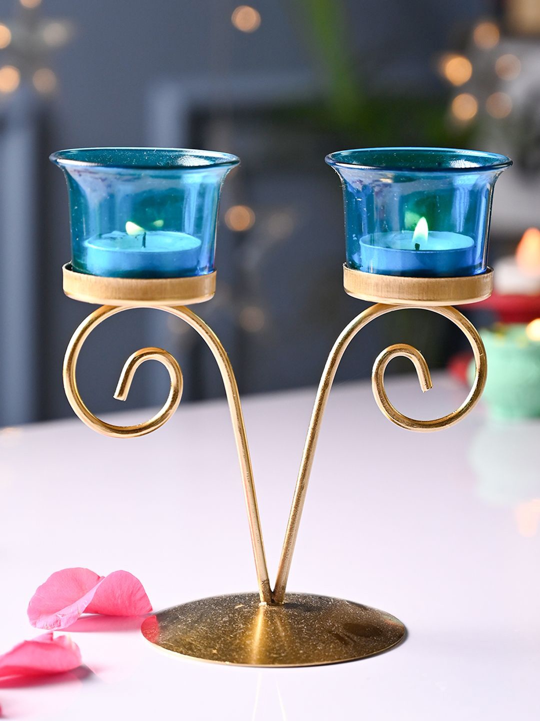 

MARKET99 Blue & Gold-Toned Candle Holder