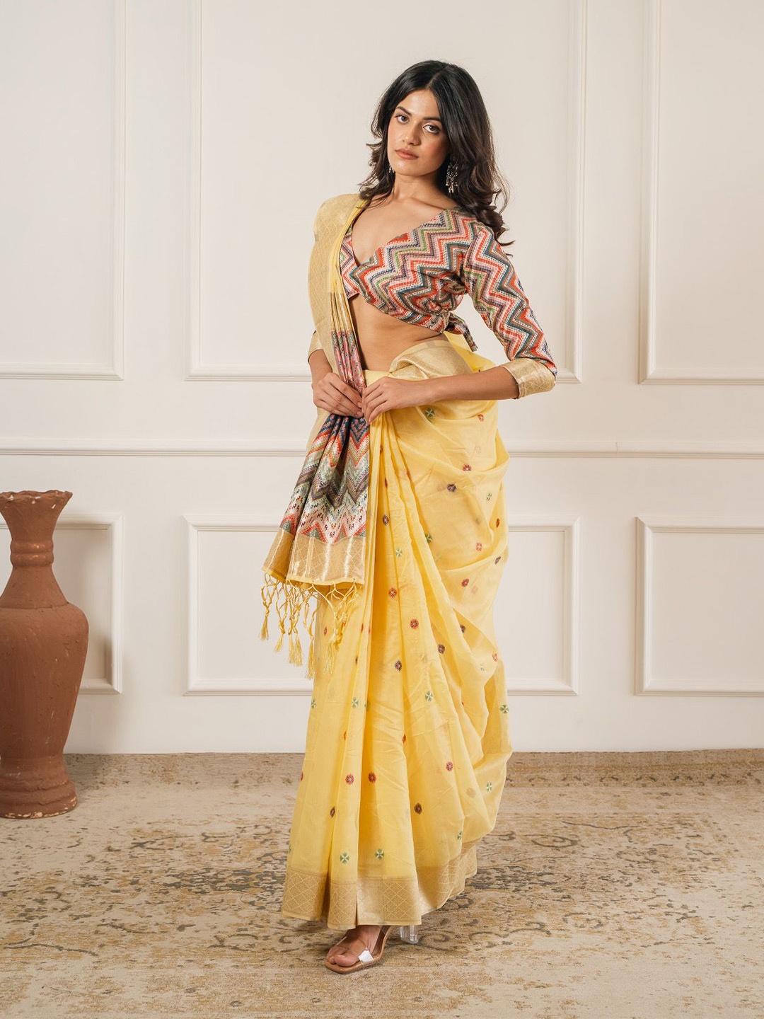 

Dori Woven Design Zari Jamdani Saree, Beige