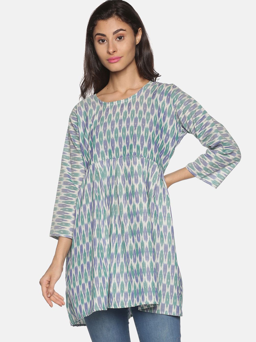

SAHORA Women Abstract Printed Round Neck Pure Cotton Top, White