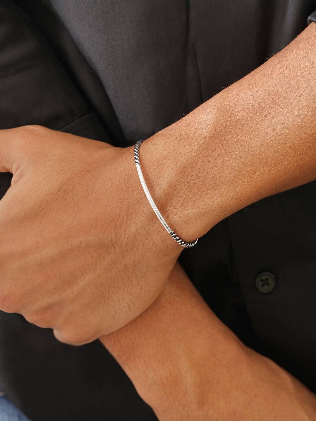 

Zavya Men Sterling Silver Oxidised Rhodium-Plated Cuff Bracelet