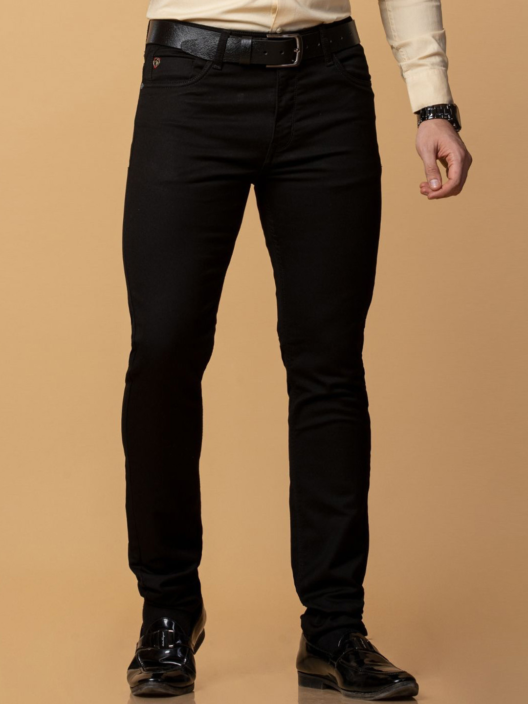 

Berkshire Men Smart Slim Fit Slash Knee Stretchable Jeans, Black