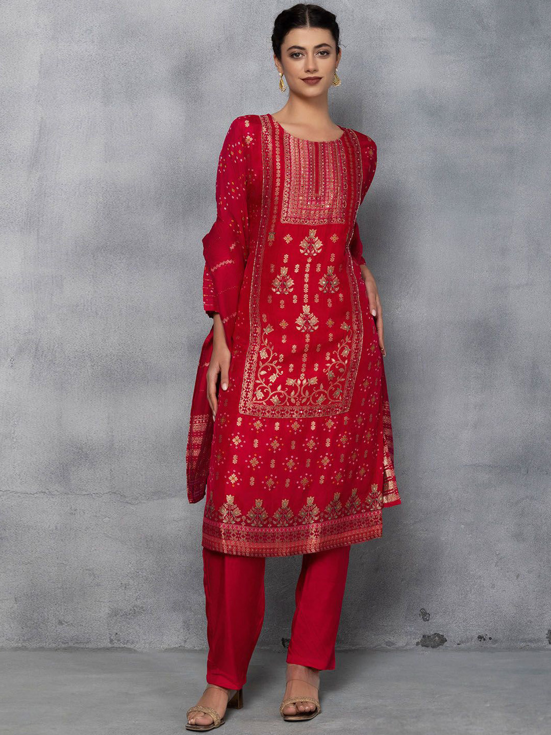 

Rang by Indya Ethnic Motifs Woven Design Kurta with Trousers & Dupatta, Pink