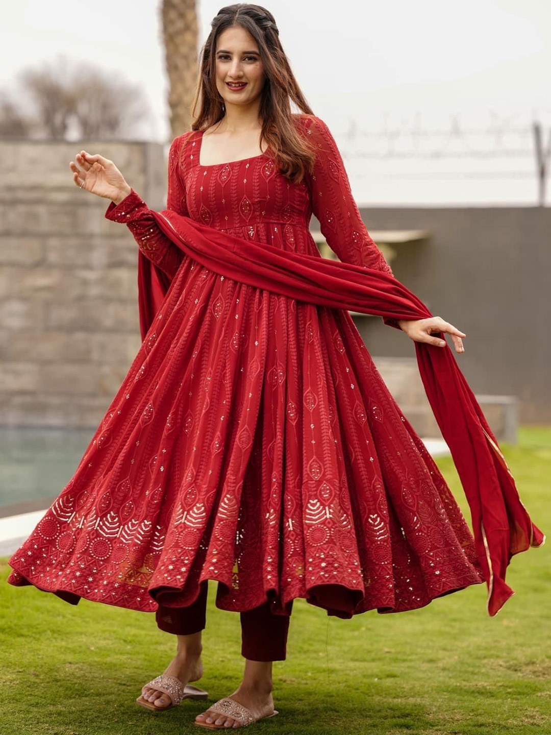 

Vama Heritage Women Ethnic Motifs Embroidered Regular Sequinned Kurta with Trousers & With Dupatta, Red