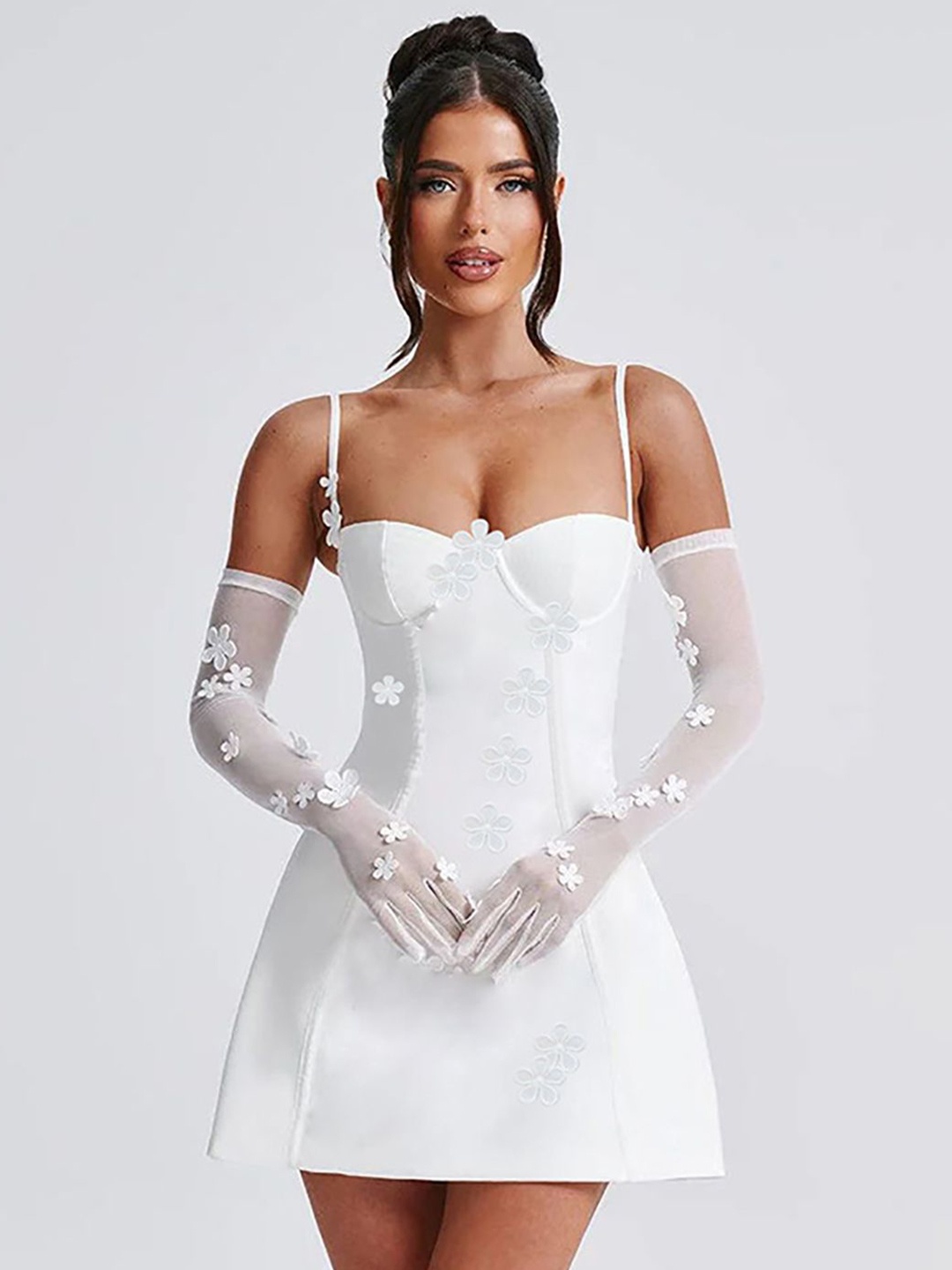 

StyleCast x Revolte Applique Bodycon Mini Dress, White