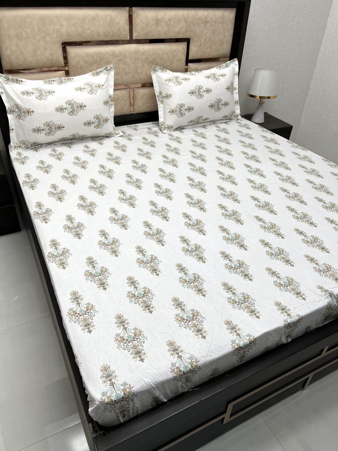 

Pure Decor White & Brown Ethnic Motifs 300 TC King Bedsheet with 2 Pillow Covers