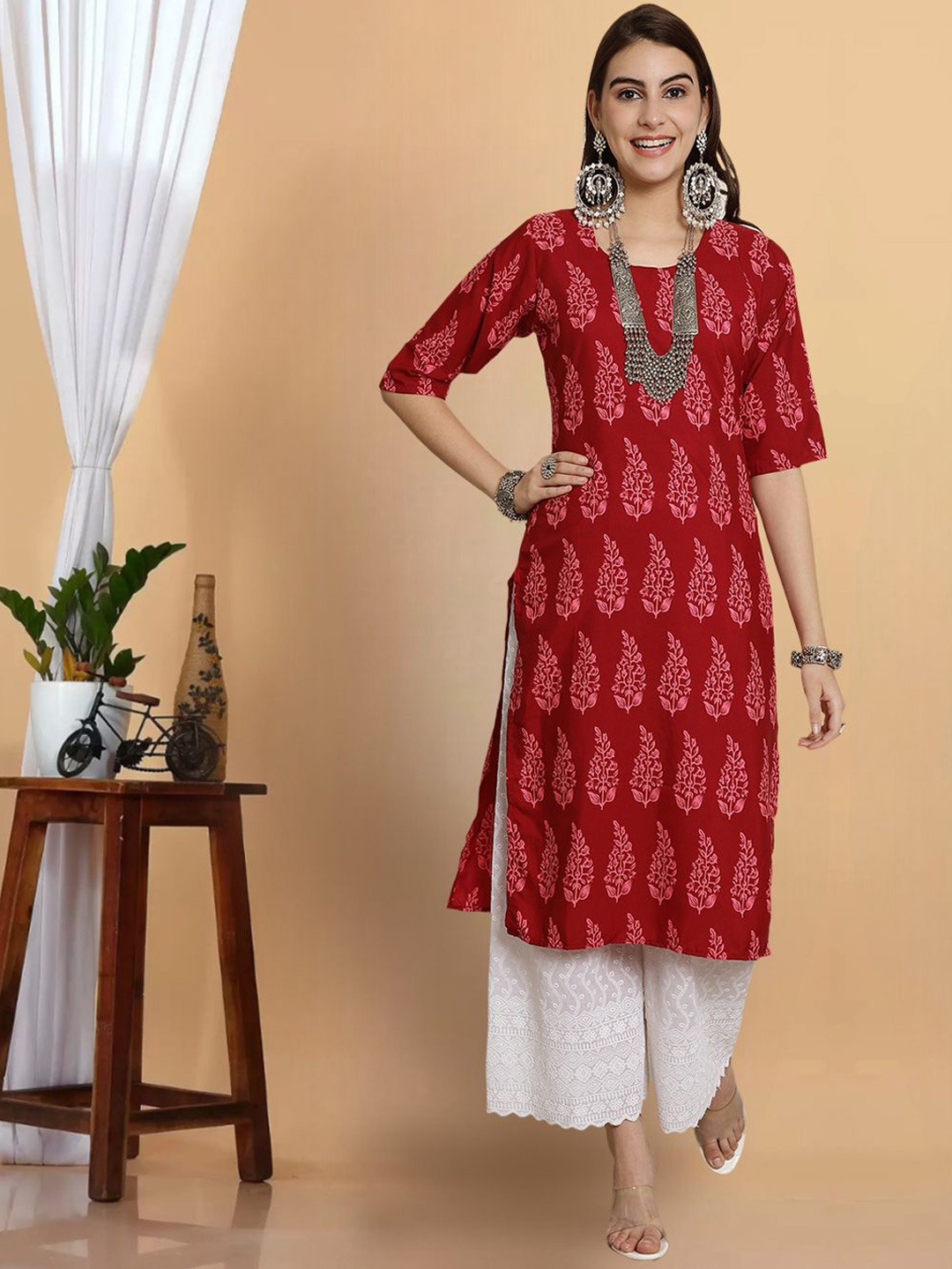 

7Threads Floral Printed Straight Kurta, Red